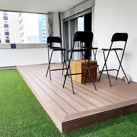 Apartament & Expansive Terrace: Urban Oasis In Paris! Courbevoie