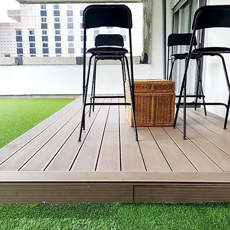 Apartament & Expansive Terrace: Urban Oasis In Paris! Courbevoie